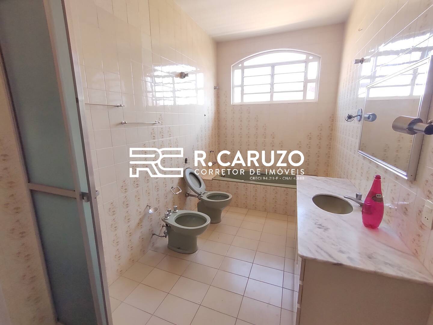 Casa à venda com 3 quartos, 324m² - Foto 22