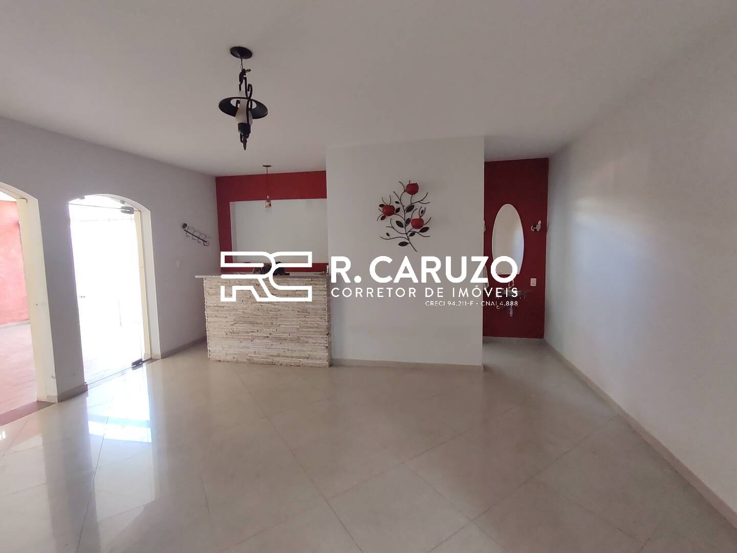 Casa à venda com 3 quartos, 324m² - Foto 4