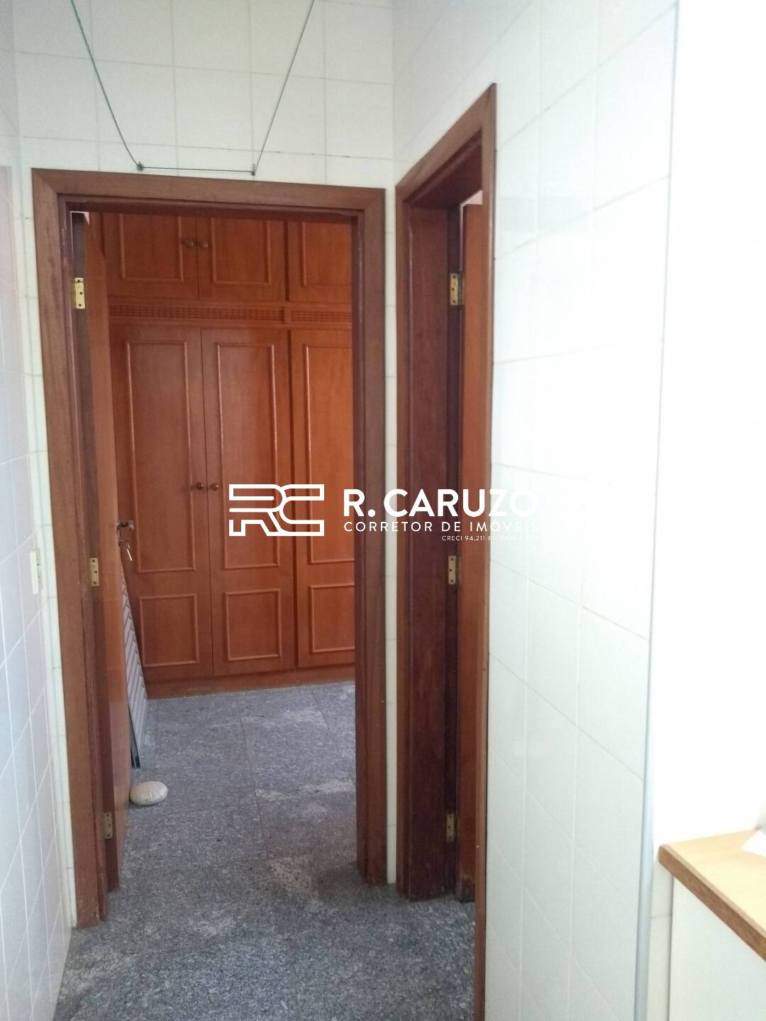 Apartamento à venda com 3 quartos, 231m² - Foto 29