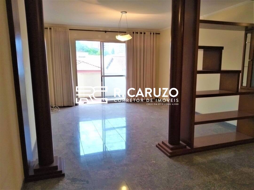 Apartamento à venda com 3 quartos, 231m² - Foto 1