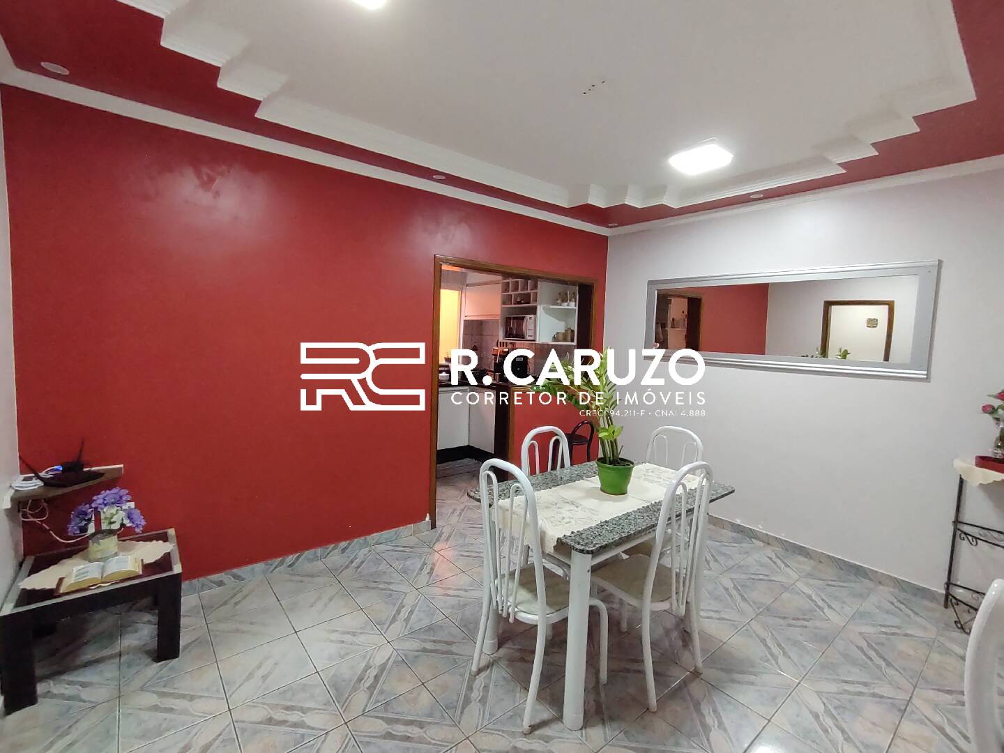 Casa à venda com 3 quartos, 154m² - Foto 4