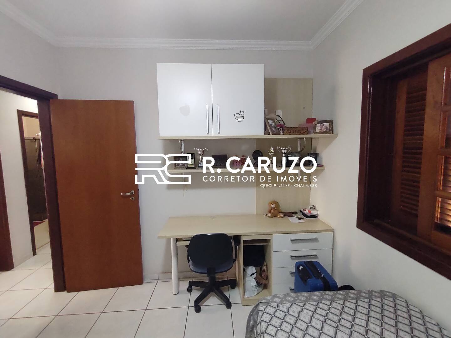 Casa de Condomínio à venda com 3 quartos, 195m² - Foto 11