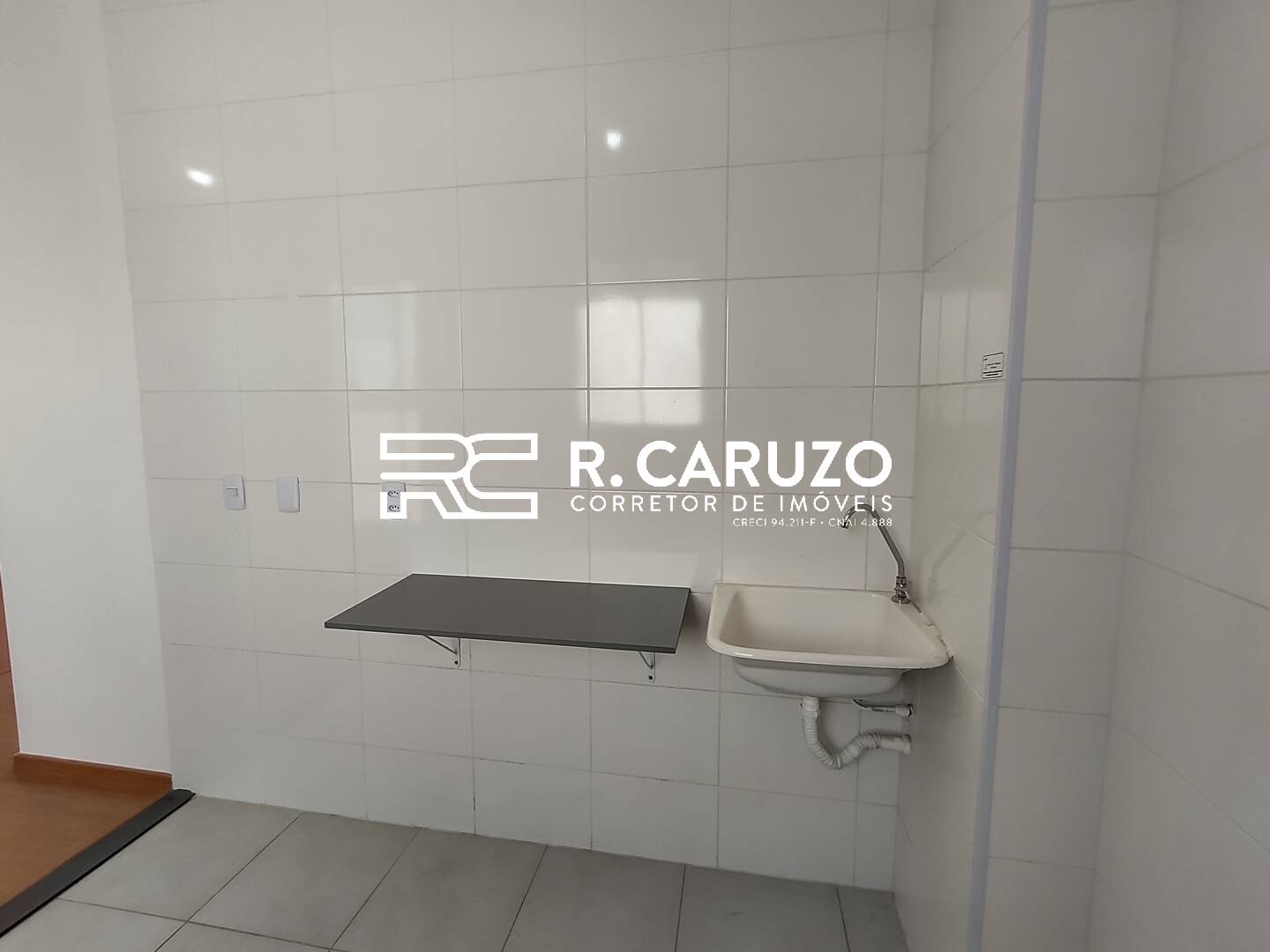 Apartamento à venda com 2 quartos, 43m² - Foto 9