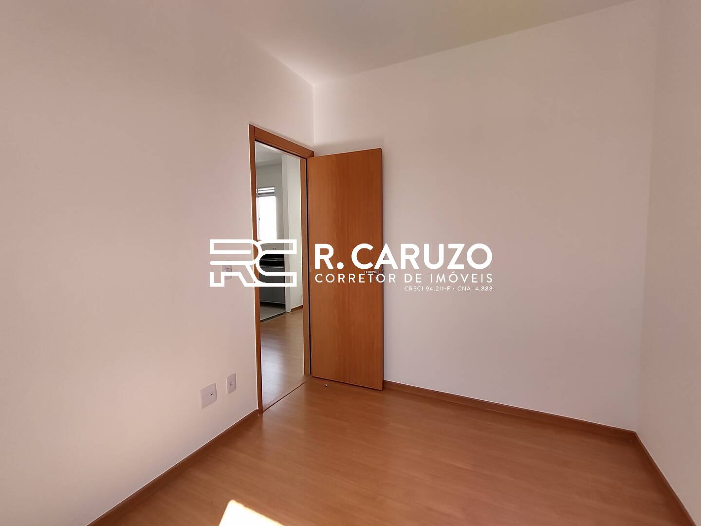 Apartamento à venda com 2 quartos, 43m² - Foto 12