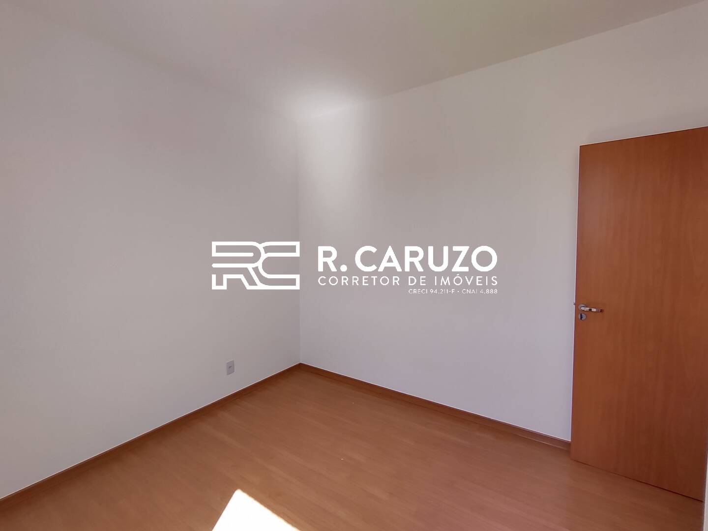 Apartamento à venda com 2 quartos, 43m² - Foto 17