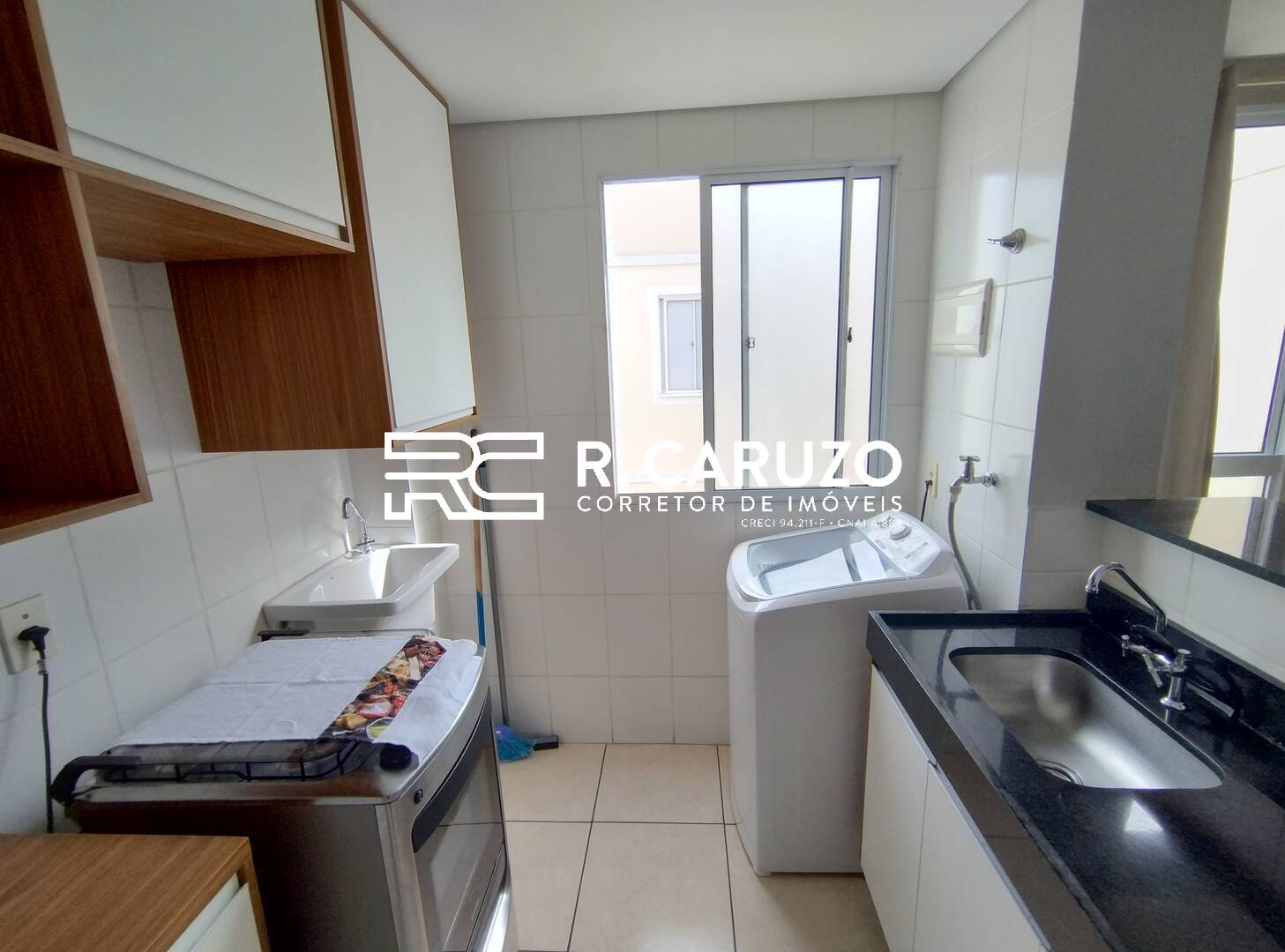 Apartamento à venda com 2 quartos, 45m² - Foto 4