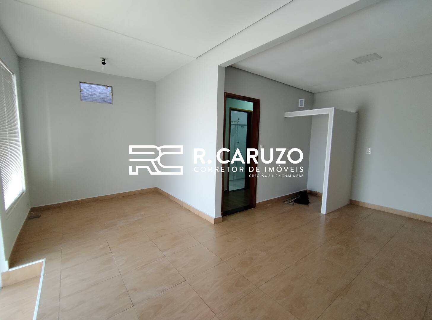 Casa à venda com 3 quartos, 173m² - Foto 4