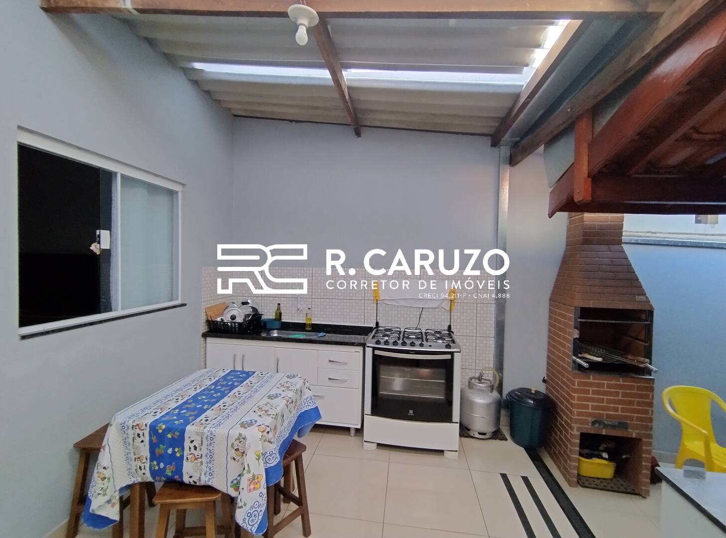 Casa à venda com 2 quartos, 120m² - Foto 10