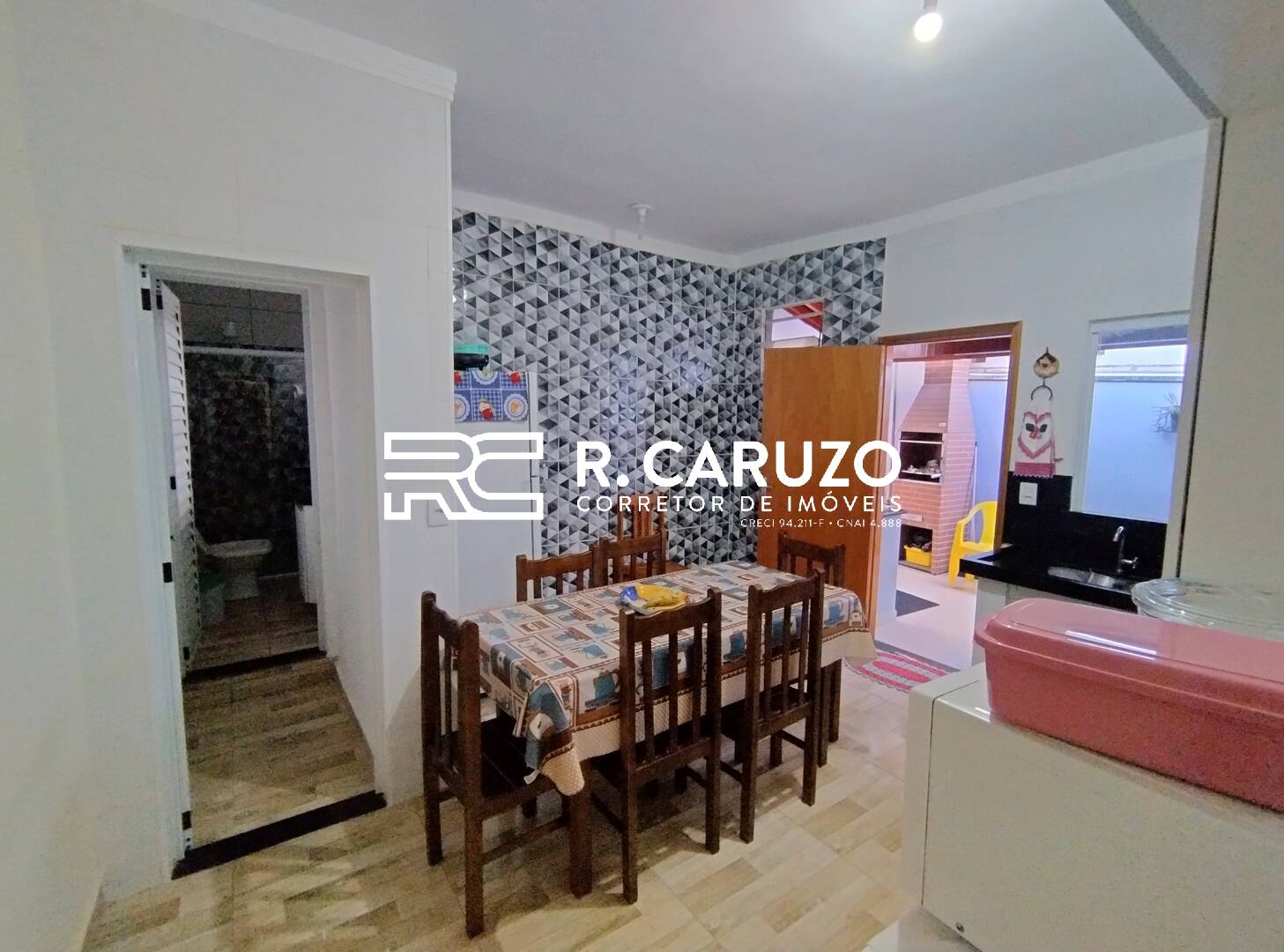 Casa à venda com 2 quartos, 120m² - Foto 5