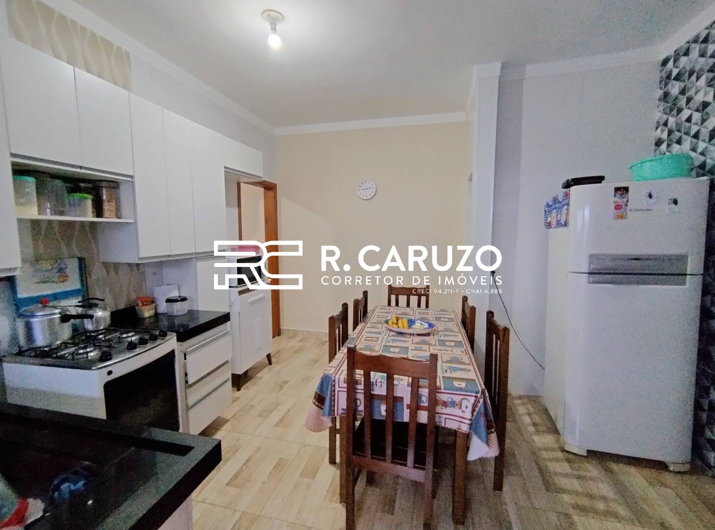 Casa à venda com 2 quartos, 120m² - Foto 4