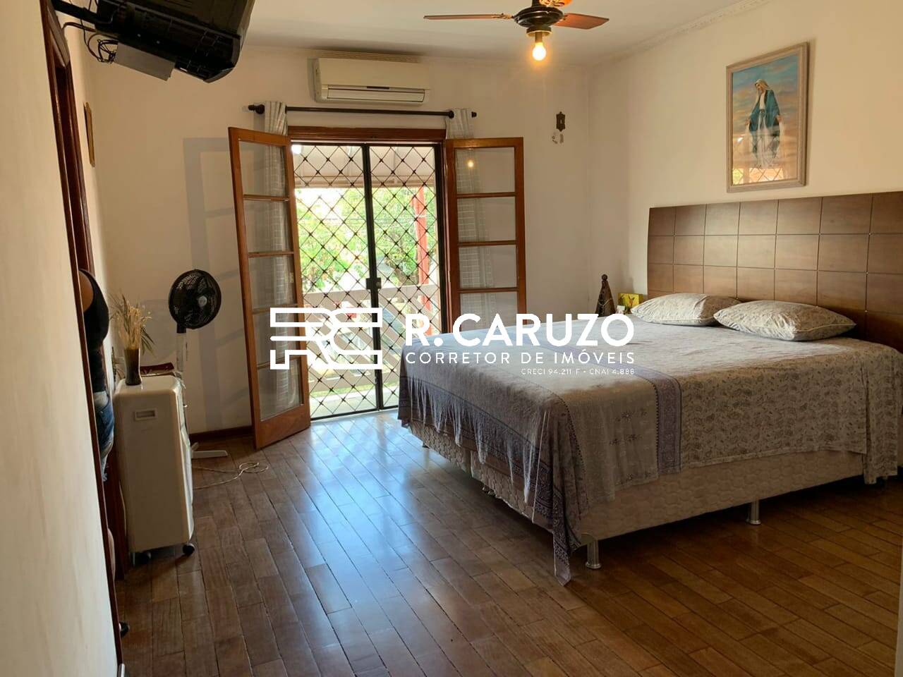 Casa à venda com 4 quartos, 298m² - Foto 8