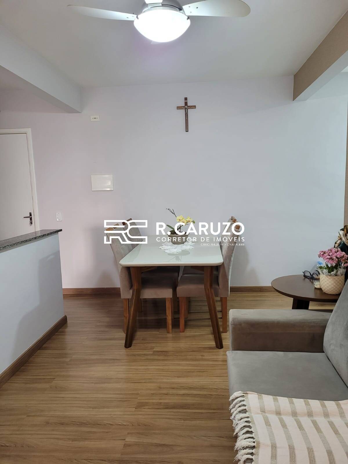 Apartamento à venda com 2 quartos, 58m² - Foto 3