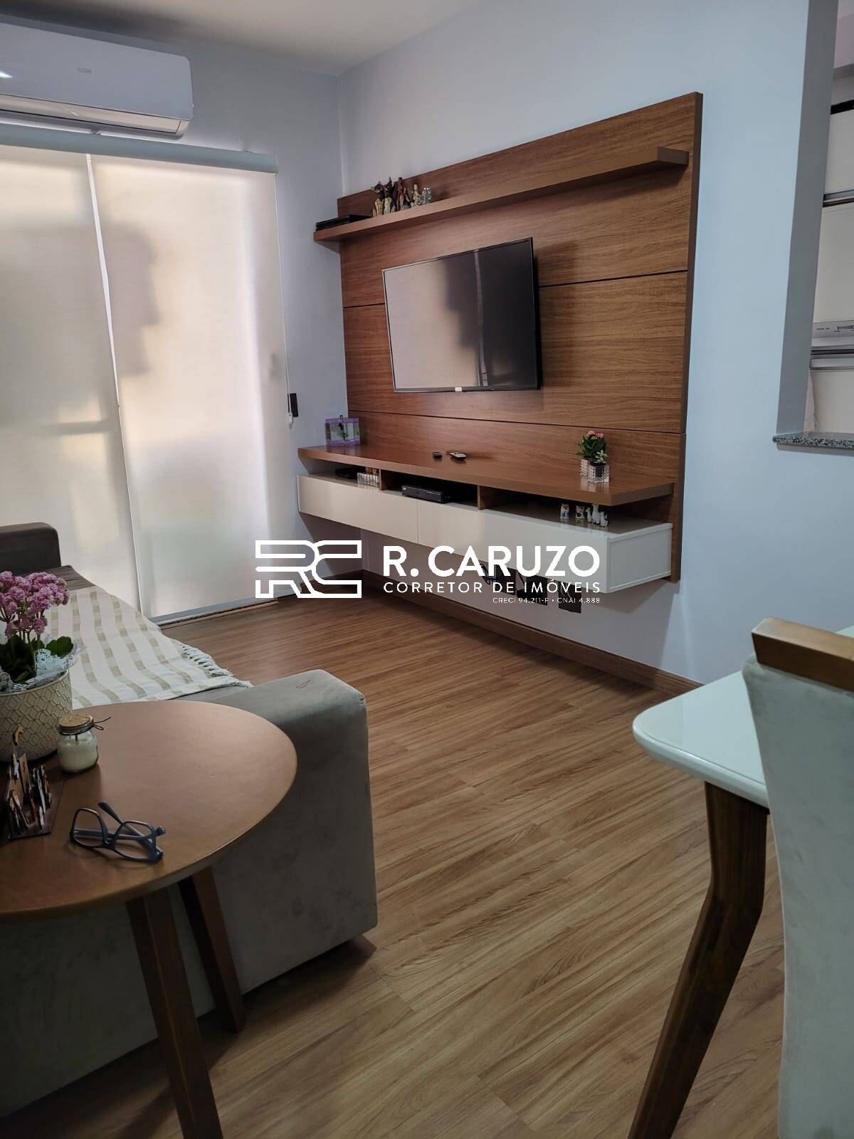 Apartamento à venda com 2 quartos, 58m² - Foto 1