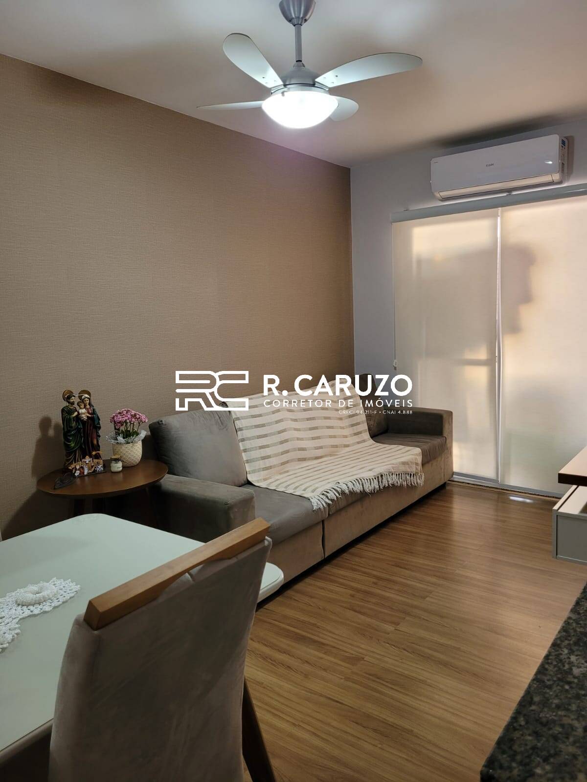 Apartamento à venda com 2 quartos, 58m² - Foto 2