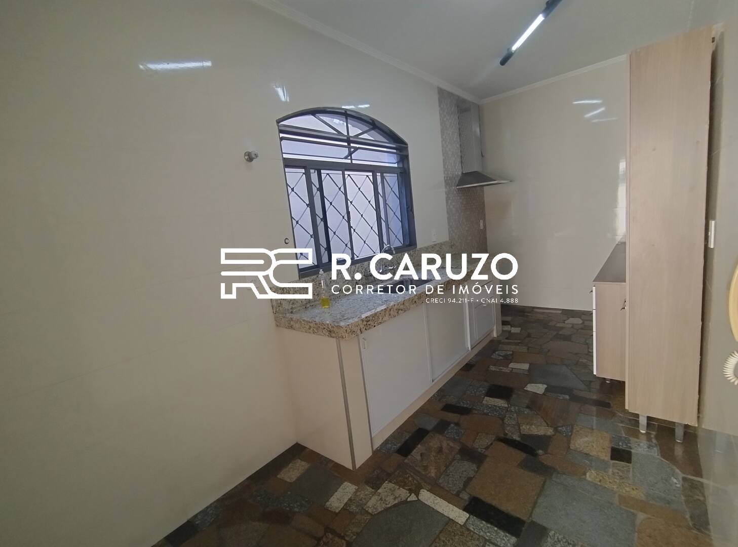 Prédio Inteiro à venda, 227m² - Foto 5