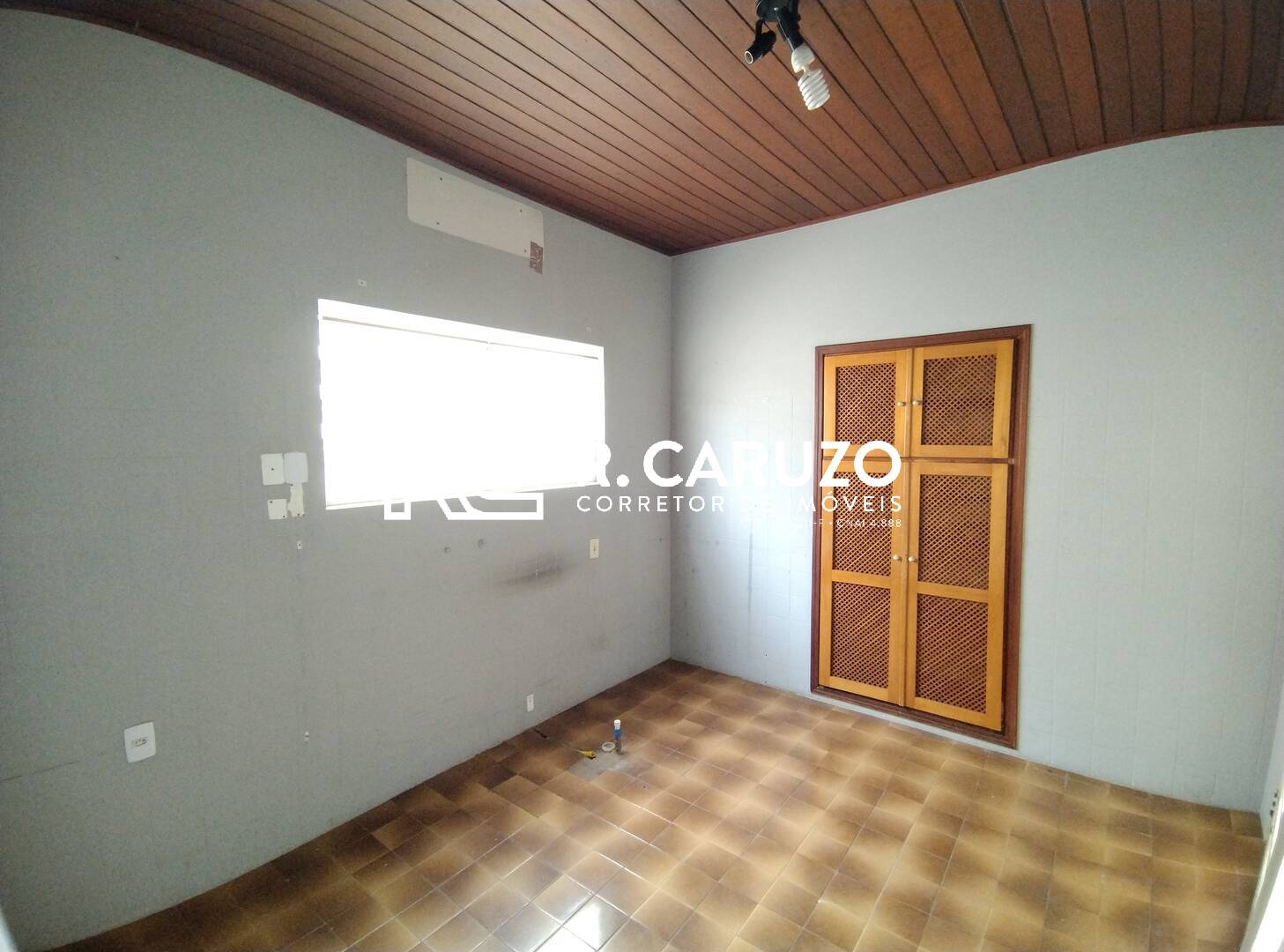 Casa à venda com 2 quartos, 83m² - Foto 11