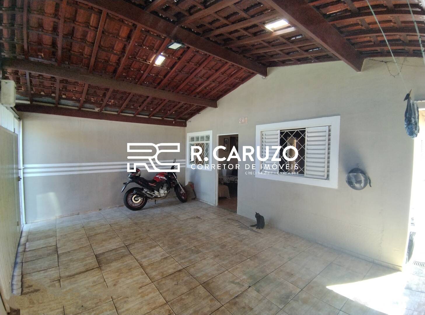 Casa à venda com 2 quartos, 65m² - Foto 2