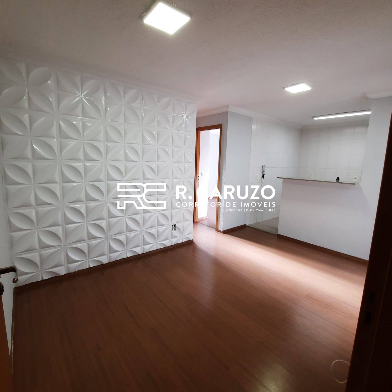 Apartamento à venda com 2 quartos, 45m² - Foto 1