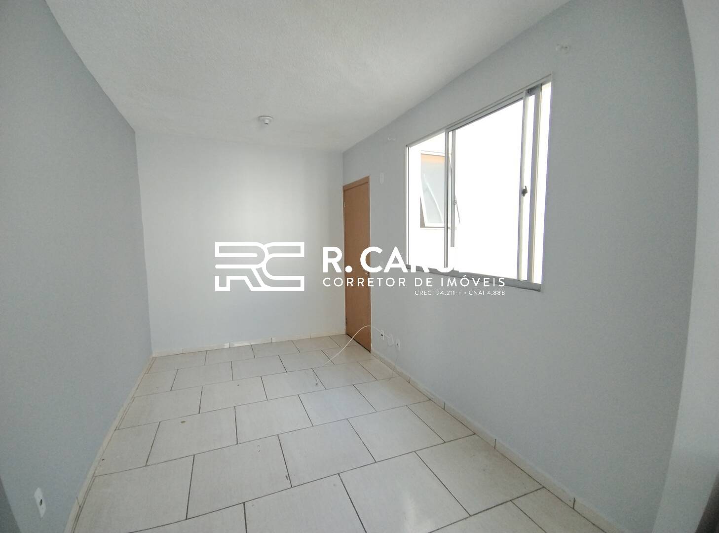 Apartamento à venda com 2 quartos, 45m² - Foto 4