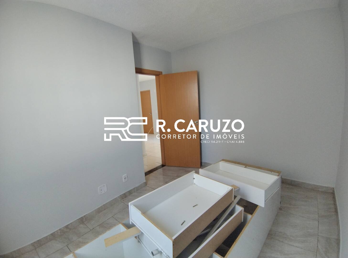 Apartamento à venda com 2 quartos, 45m² - Foto 9