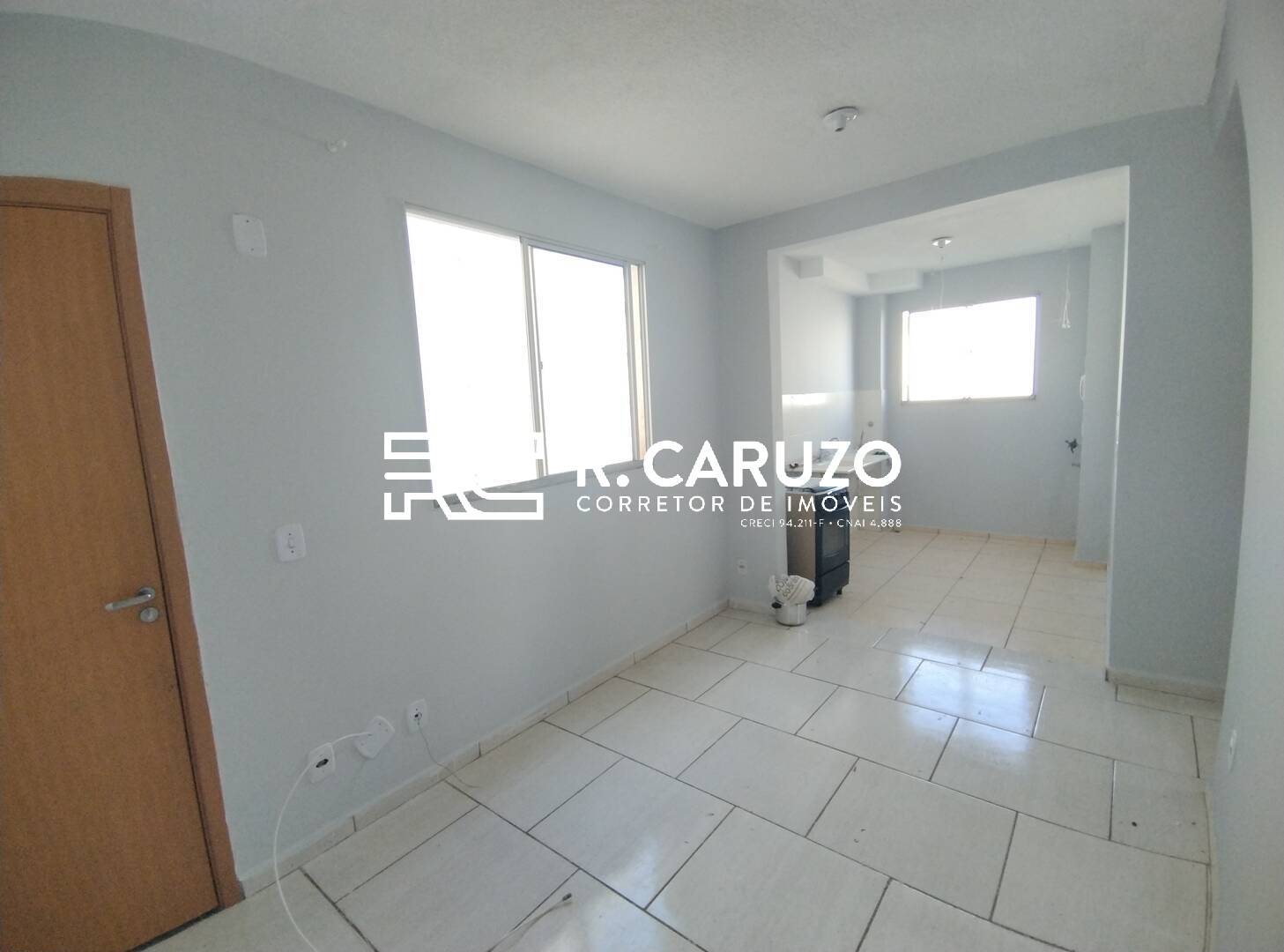 Apartamento à venda com 2 quartos, 45m² - Foto 5