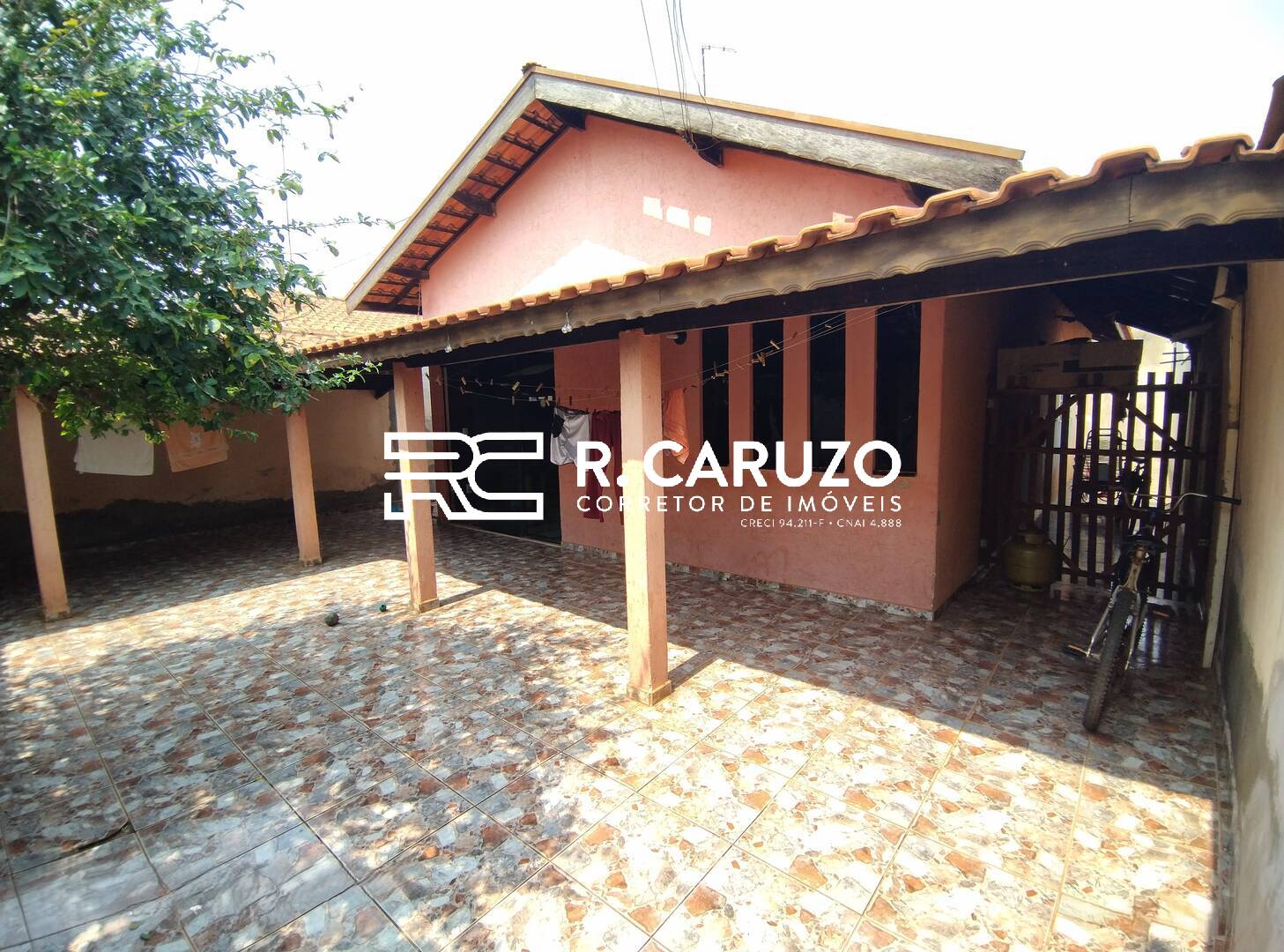 Casa à venda com 2 quartos, 149m² - Foto 2